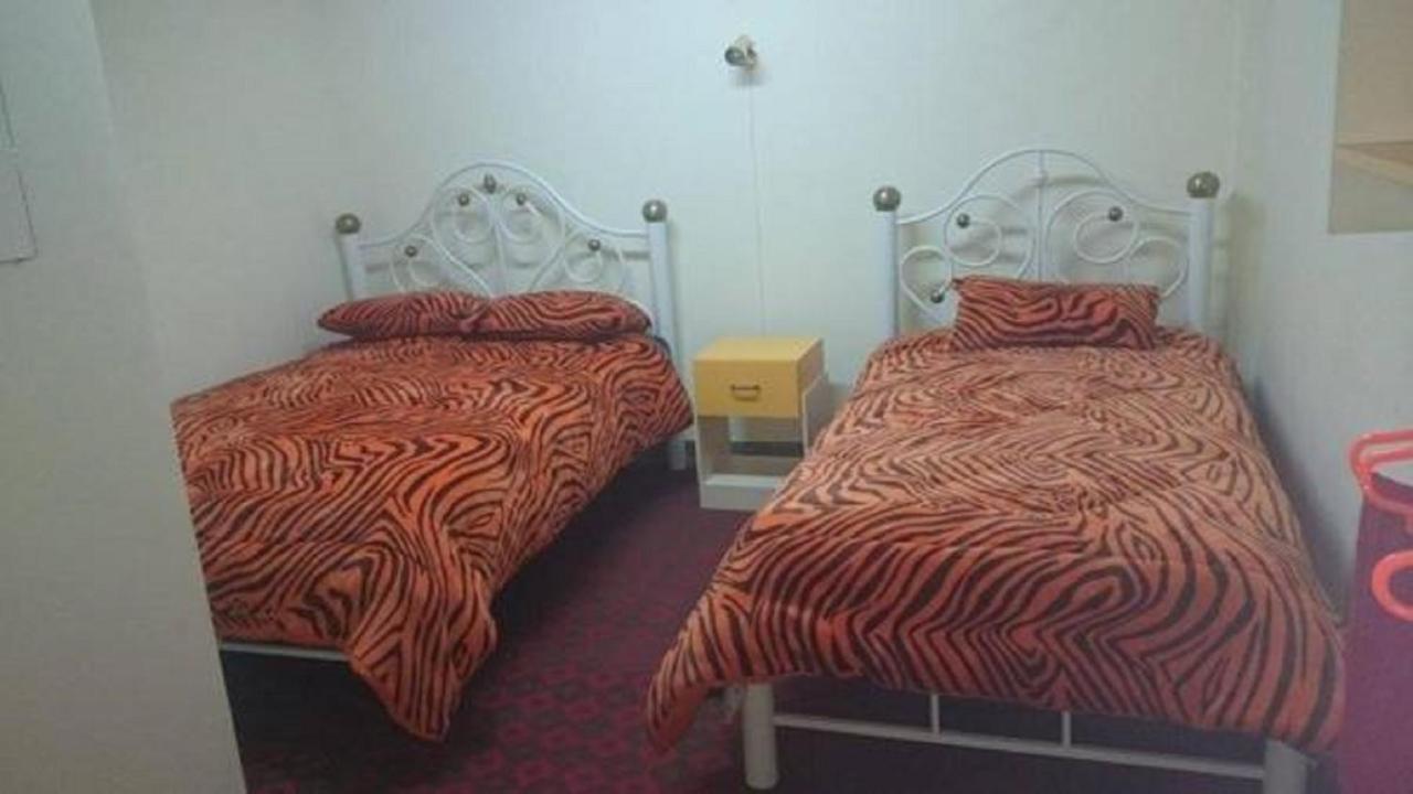 Hostal La Realeza Potosi Bagian luar foto